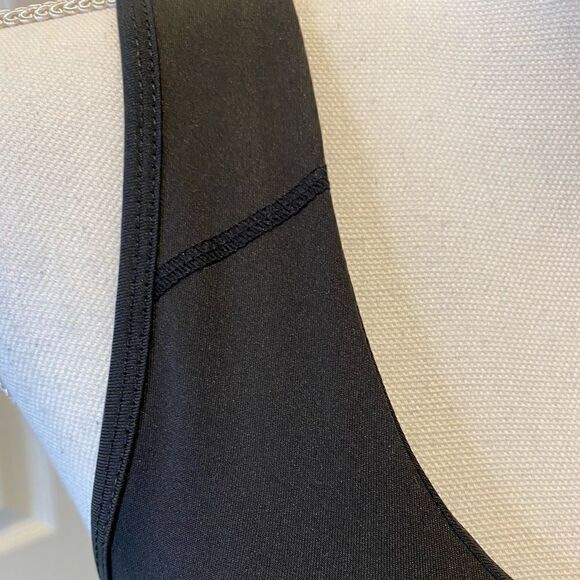 Tahari Sport Bra Size M - Picture 5 of 6